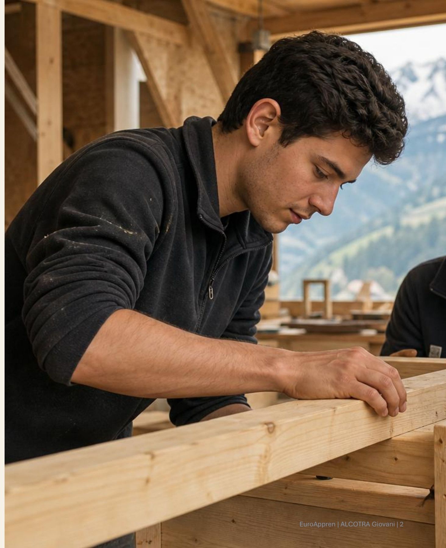 Giovane apprendista al lavoro con il legno